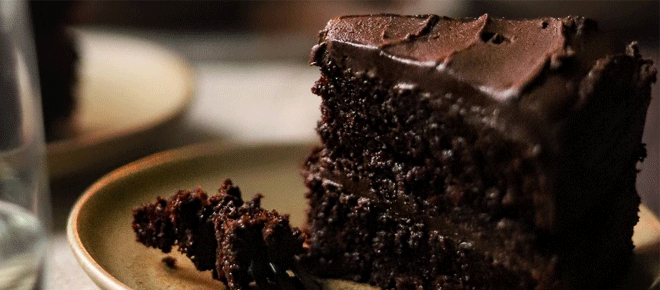 8 Best Secrets to Making the Best Chocolate Cake
