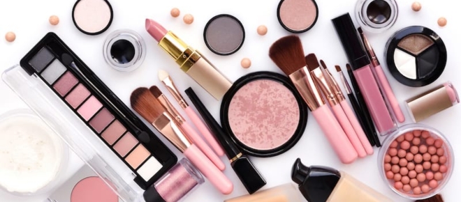 Budget-Friendly Makeup Accessories Every Beauty Junkie Needs